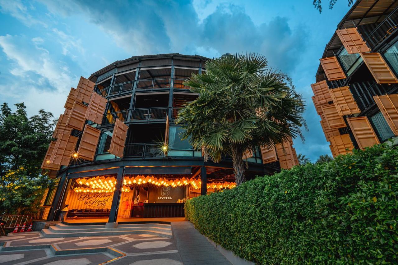 Hivetel Hotel Chalong Exterior photo